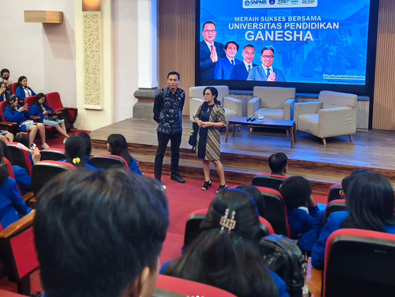 Studytourkunjungankampus